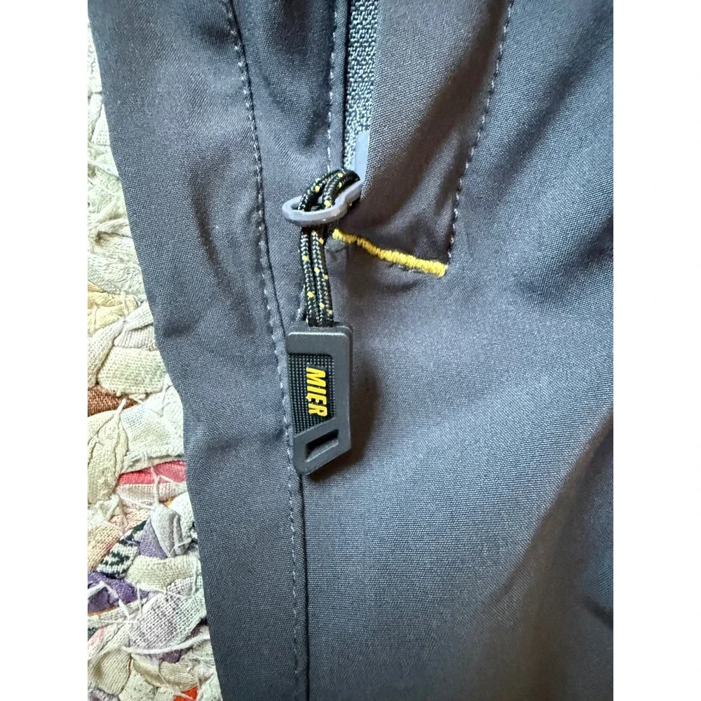 MIER Mens Outdoor Series Running Shorts‎ Gray Zipper Pockets Athletic Size S